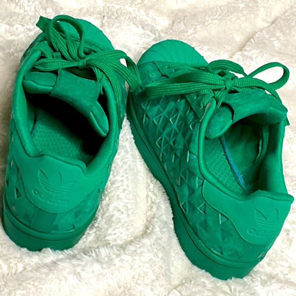 Reflective bright green Adidas Superstars - Picture 4 of 9